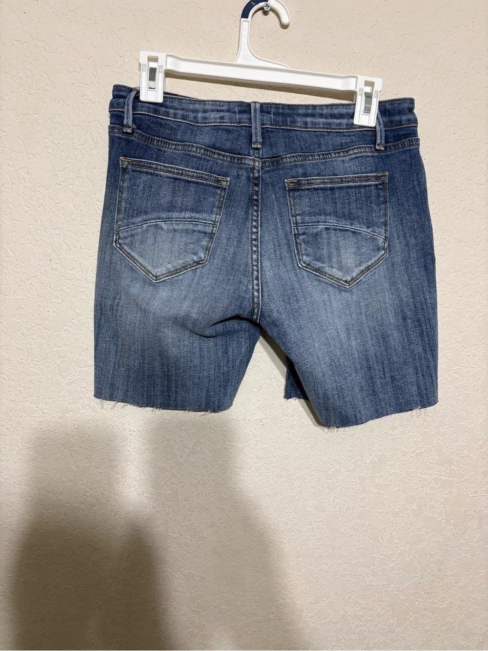 DRIFTWOOD Medium Blue Denim embroidered denim shorts 30x15.5